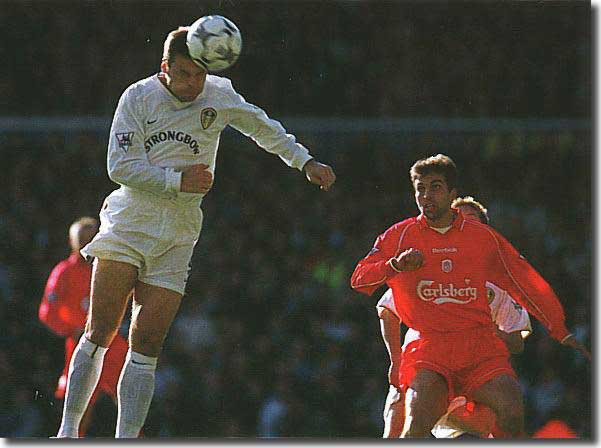 Viduka powers home the second for Leeds