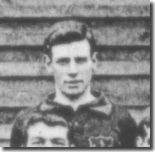 Charlie Morgan in a Leeds City team group in 1905