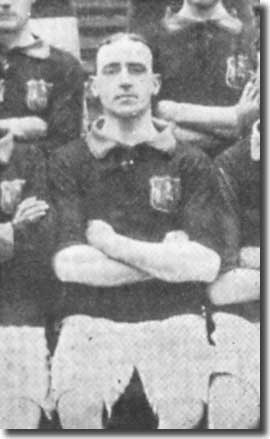 Jimmy Thorpe in a Leeds City team group in 1907