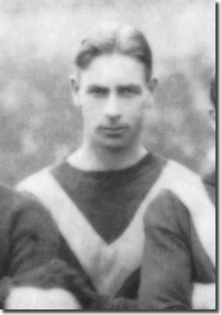 Fred Blackman lines up for City before a 6-3 defeat at Birmingham on 24 October 1914