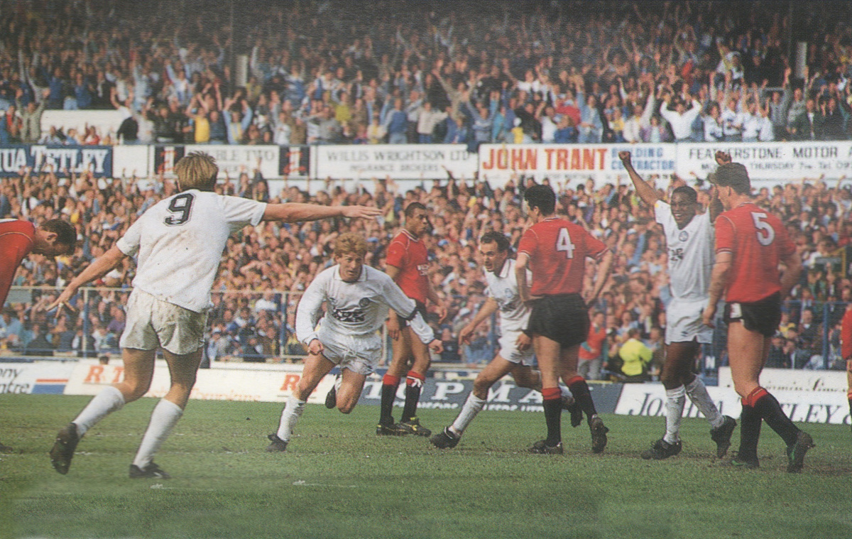 Gordon Strachan celebrates his momentous goal against Leicester on 28 April 1990