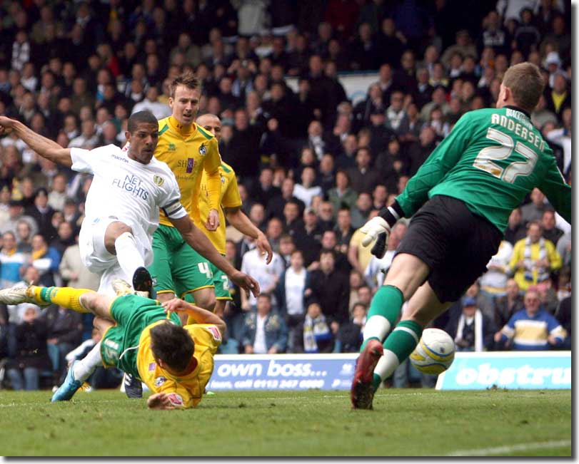 Jermaine Bekcford snatches the goal that earned Leeds promotion