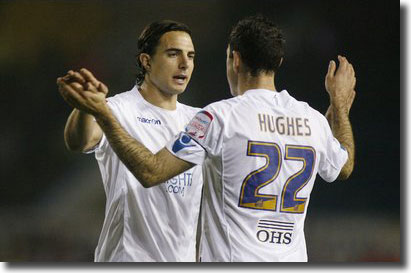 Pre-match togetherness for Davide Somma and Andy Hughes - the South African striker was the one United player who rose to the occasion