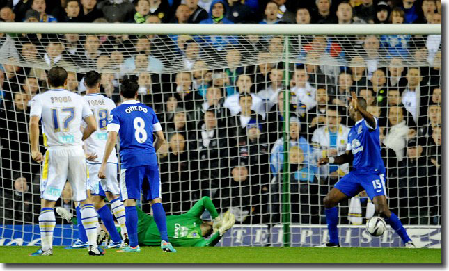 He might not be visible, but Rudy Austin has just given United a 2-0 lead