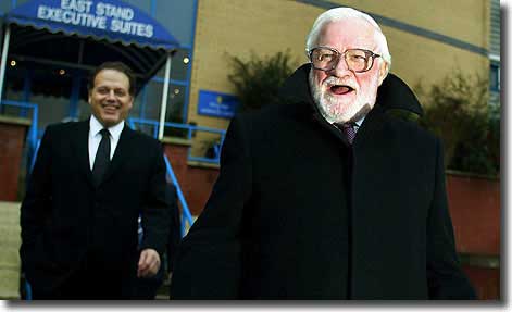 Happier times between Gerald Krasner and Ken Bates, as the club's ownership passes from the Yorkshire Consortium in January 2005