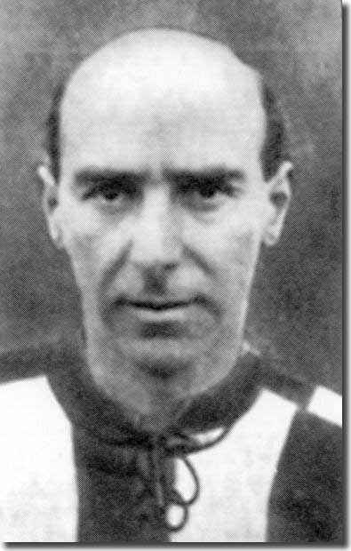 Billy Gillespie, pictured in later years as a Sheffield United player, left City in December in a club record £400 deal