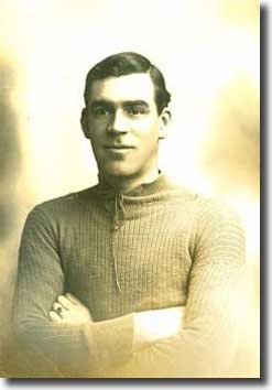 Scott during his Everton days