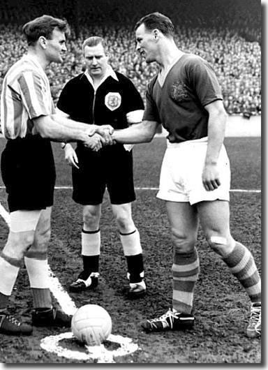 Don Revie and John Charles shake hands as the captains of Sunderland and Leeds in April 1957, the Welshman's farewell appearance for Leeds