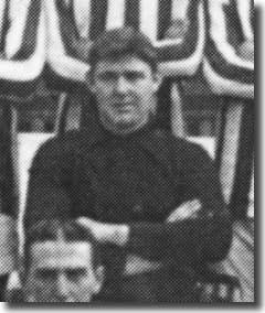 Chris Kelly in a Leeds City line up in 1911