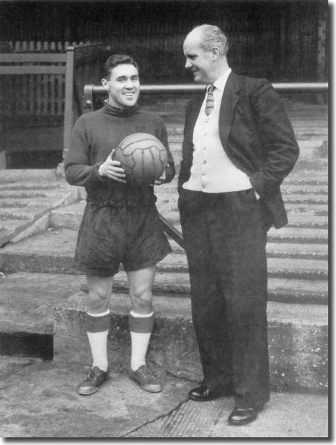 Bobby Collins chats with incoming Everton manager Johnny Carey