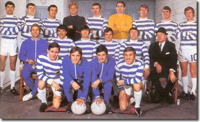 Bobby Collins (on the right of the front row) with his new Morton team in 1969. Eric Smith is on the left of the middle row and Hal Stewart on the right of the same row