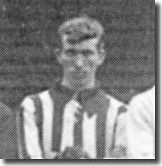 Edward McDaniel in a Leeds City team group in 1911