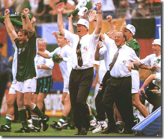 Jack and the Irish party celebrate in USA 1994
