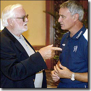 Ken Bates with Claudio Ranieri, one of the managers who tried in vain to win the championship for Chelsea