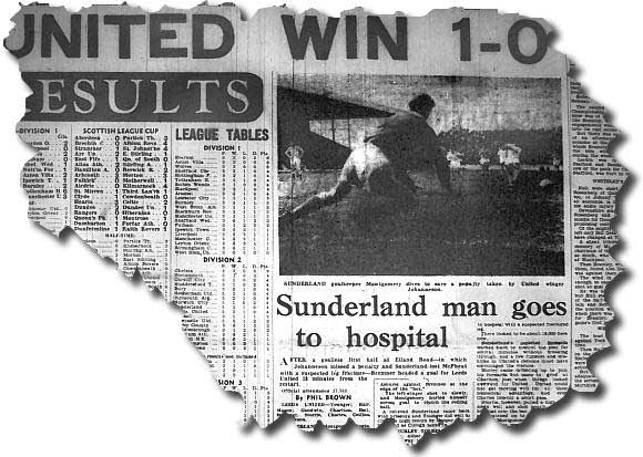 Yorkshire Evening Post 25 August - Leeds beat Sunderland