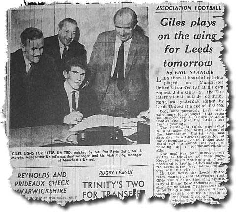 Yorkshire Post 30 August 1963 - Johnny Giles signs for Leeds United, watched by Don Revie, Jimmy Murphy and Matt Busby