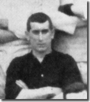 Tom McAllister in a Leeds City team group in 1908