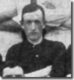 Willie McDonald in a Leeds City line up in 1908